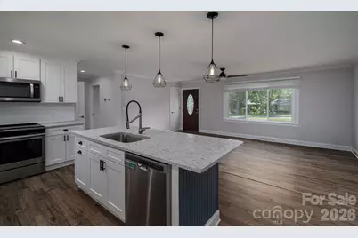 203 Park Road, Mount Holly, NC 28120 - Photo 1