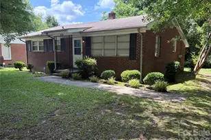 723 Kings Mountain St, Clover, SC 29710 - Photo 1
