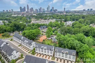 570 W End Dr, Charlotte, NC 28208 - Photo 1