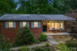 14 Penelope St, Black Mountain, NC 28711 - Photo 1