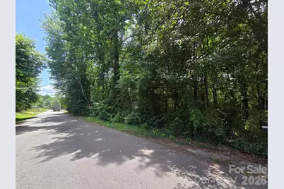 2424 Evans Street SW, Lenoir, NC 28645 - Photo 1