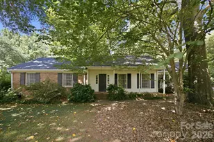 8801 Holiday Dr, Charlotte, NC 28215 - Photo 1