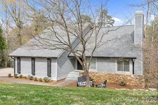 350 21st Ave Dr NW, Hickory, NC 28601 - Photo 1
