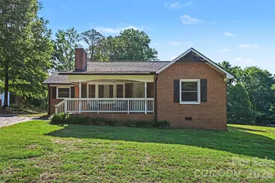 407 S Beaver Street, Landis, NC 28088 - Photo 1