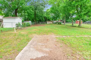 100 Mobley St, Chester, SC 29706 - Photo 1