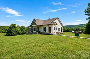 14 Daisy Ln, Taylorsville, NC 28681 - Photo 1