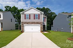 643 13th Ave Dr NE Dr NE, Hickory, NC 28601 - Photo 1