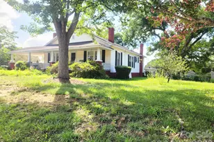 29 Brookwood Ave NW, Concord, NC 28025 - Photo 1