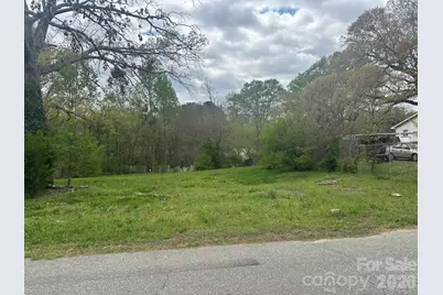 306 E Louisiana Avenue, Bessemer City, NC 28016 - Photo 1
