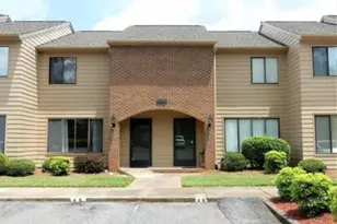 415 E Broad St, Statesville, NC 28677 - Photo 1