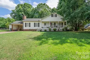 1504 2nd St NE, Conover, NC 28613 - Photo 1