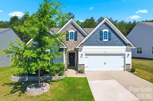 4756 Maiden Crk Wy, Maiden, NC 28650 - Photo 1