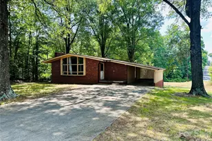 14 Pop Davis Rd, Taylorsville, NC 28681 - Photo 1