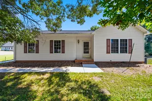 2436 29th Ave Ct NE, Hickory, NC 28601 - Photo 1