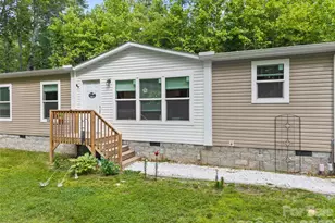 64 Tupper Ln, Hendersonville, NC 28792 - Photo 1