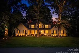 103 Chateau Dr, Gastonia, NC 28056 - Photo 1
