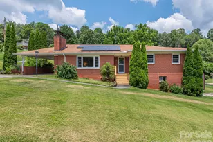 46 Flint St, Waynesville, NC 28786 - Photo 1