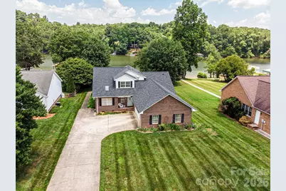 1857 Hidden Pointe Drive, Hickory, NC 28601 - Photo 1