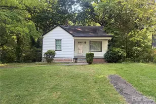 112 10th Ave SE, Hickory, NC 28602 - Photo 1
