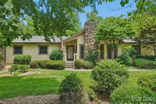 1 Bridle Path Ct, Hendersonville, NC 28791 - Photo 1