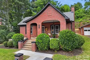 197 Academy St, Canton, NC 28716 - Photo 1
