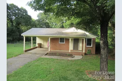 208 Crescent Court, Lincolnton, NC 28092 - Photo 1