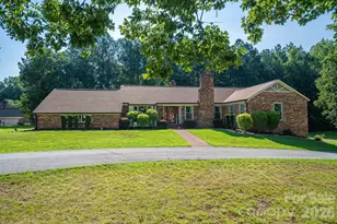 809 Spring St, Cherryville, NC 28021 - Photo 1