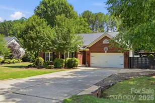 7254 Pine Ridge Dr, Denver, NC 28037 - Photo 1