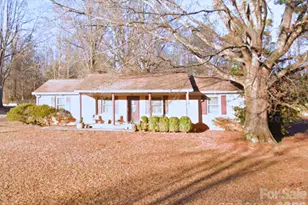 205 Robin Ln, York, SC 29745 - Photo 1
