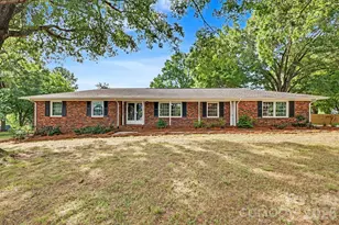 425 Valhalla Dr, Harrisburg, NC 28075 - Photo 1