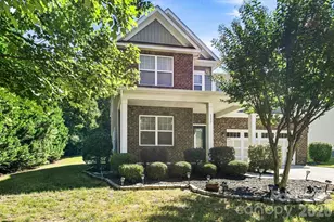 117 E Warfield Dr, Mooresville, NC 28115 - Photo 1