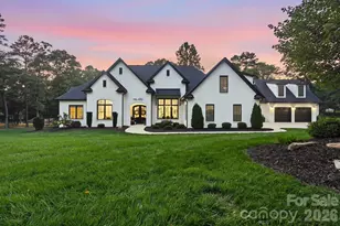4761 Glen Hollow Ln NE, Hickory, NC 28601 - Photo 1