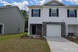 5132 Hyrule Dr, Charlotte, NC 28262 - Photo 1