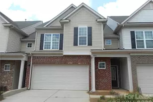 5860 Glassport Ln, Charlotte, NC 28210 - Photo 1