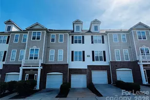 6321 Park Creek Dr, Charlotte, NC 28262 - Photo 1