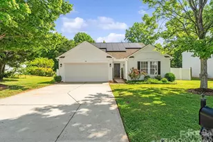 1961 Leesburg Dr, Clover, SC 29710 - Photo 1