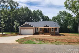 1940 Friendly Ln, Newton, NC 28658 - Photo 1