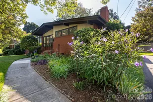 1526 Briarfield Dr, Charlotte, NC 28205 - Photo 1