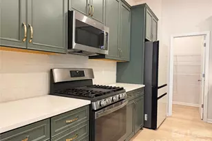 5757 Coulee Ln, Charlotte, NC 28215 - Photo 1
