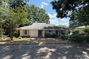 3622 W Club Colony Dr, Gastonia, NC 28056 - Photo 1