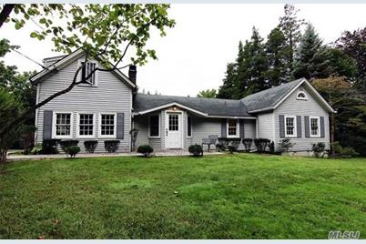 12 Old Coach Rd, East Setauket, NY 11733 - MLS 2875704 - Coldwell Banker