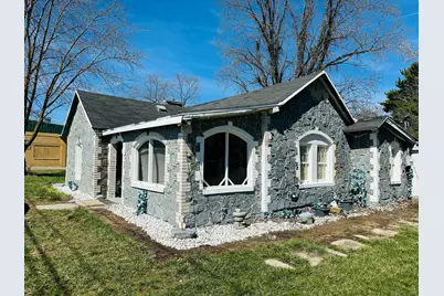 318 W Front Street, New Holland, OH 43145 - Photo 1