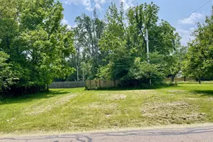 201 Thompson St, Urbana, OH 43078 - Photo 1