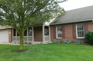 1902 Willow Lakes Dr, Springfield, OH 45502 - Photo 1