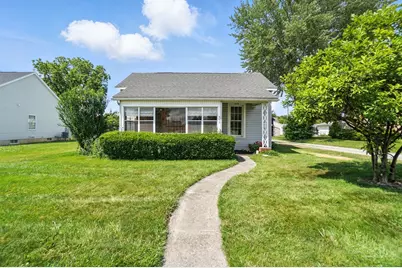 408 W Benton Street, Wapakoneta, OH 45895 - Photo 1