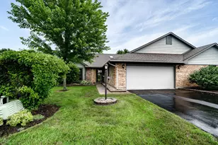 1911 Wedgewood Cir, Springfield, OH 45503 - Photo 1