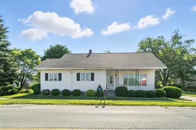 1002 Lincoln Avenue, Wapakoneta, OH 45895 - Photo 1