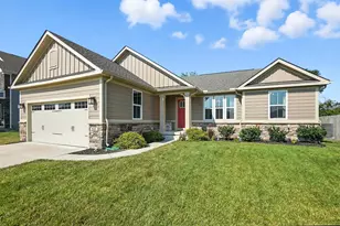 895 Cedar Grv Dr, Tipp City, OH 45371 - Photo 1