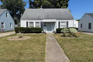 1708 S Sweetbriar Ln, Springfield, OH 45505 - Photo 1