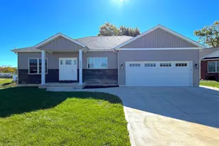 6856 Creekview Ct, Huntsville, OH 43324 - Photo 1
